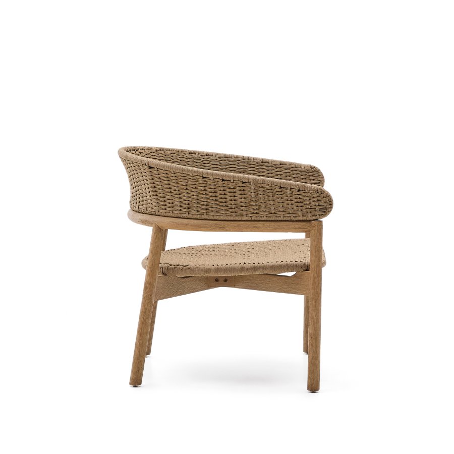 KAVE HOME Arinella lenestol i FSC 100 % heltre akasie med naturlig finish og beige tausnor