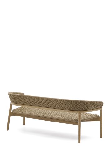 KAVE HOME Arinella 3-seters sofa i FSC 100 % heltre akasie med naturlig finish og beige taubelegg.