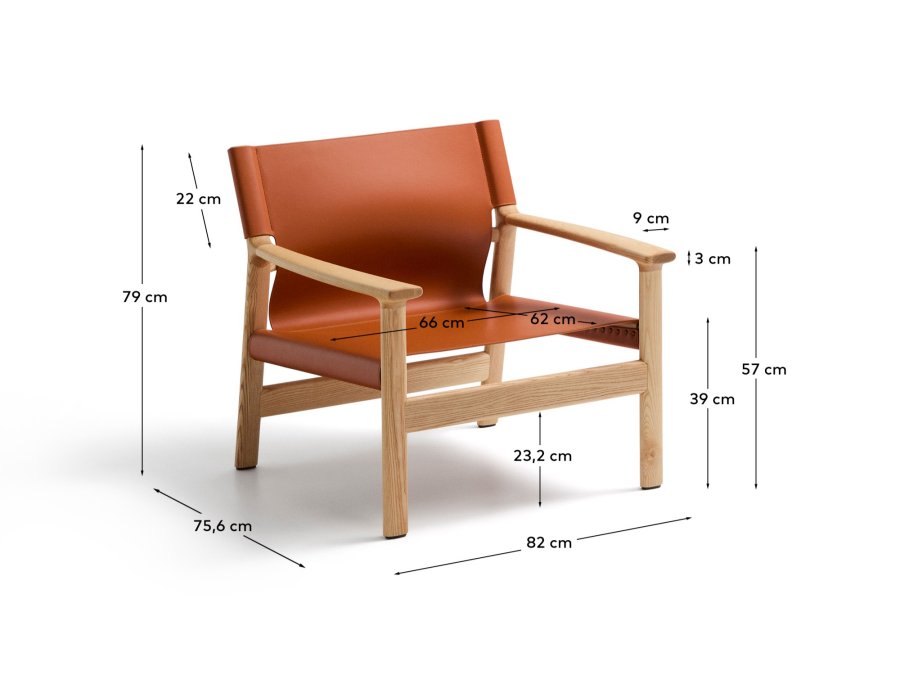 KAVE HOME Jan lenestol laget av lysebrune resirkulerte lrfibre og FSC 100 % heltre ask med