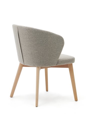 KAVE HOME Darice stol i brun chenille og heltre bk i naturlig utfrelse FSC 100%