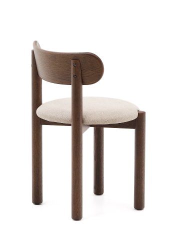 KAVE HOME Nebai-stol i brun chenille med heltre eikestruktur og valnttfinish FSC MIX Cr