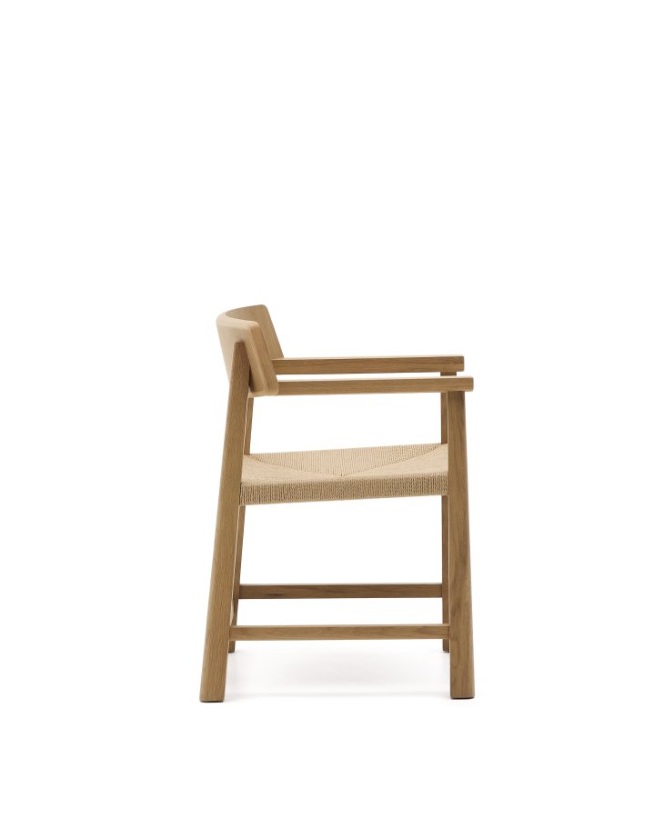 KAVE HOME Idun-stol laget av FSC 100 % heltre eik med naturlig overflate og sete i snor