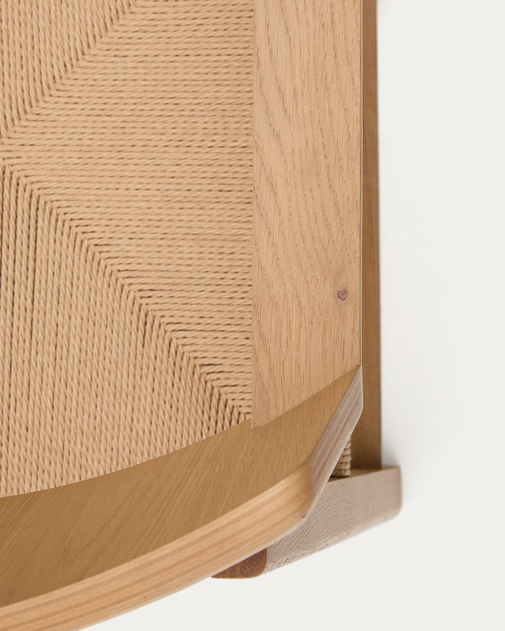 KAVE HOME Idun-stol laget av FSC 100 % heltre eik med naturlig overflate og sete i snor