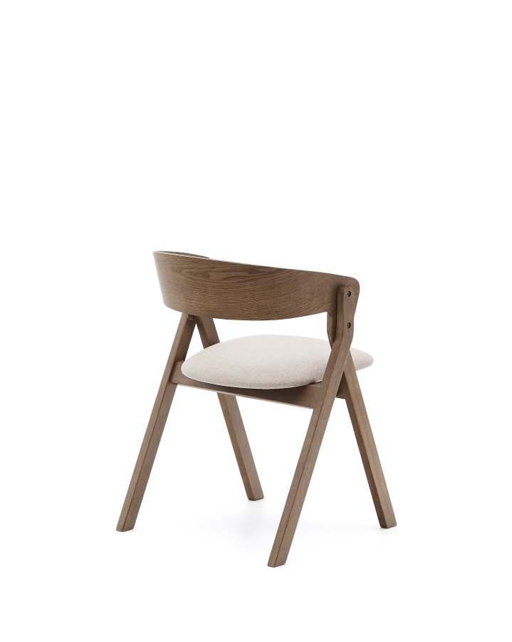 KAVE HOME Godia spisestuestol, med armlener - beige chenillestoff og askefiner med wengefinish