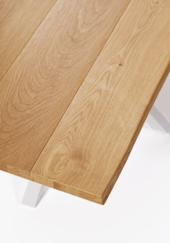 KAVE HOME Argo eikefinerbord med naturlig finish og stlben med hvit finish 160 x 90 cm