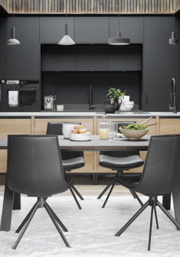 ROWICO Lowell svingstol - brunt skinn og svart metall