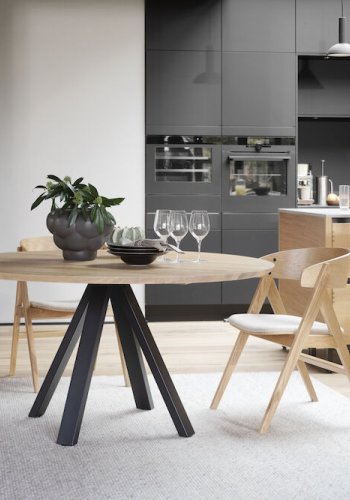 ROWICO Carradale spisebord, rund - natur eg og sort metal (150)