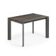 KAVE HOME Axis uttrekkbart porselensbord i Iron Moss-finish med antrasitt stlben 120 (180) cm