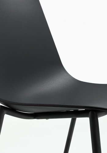 KAVE HOME Wassu spisestol - svart plast og metall