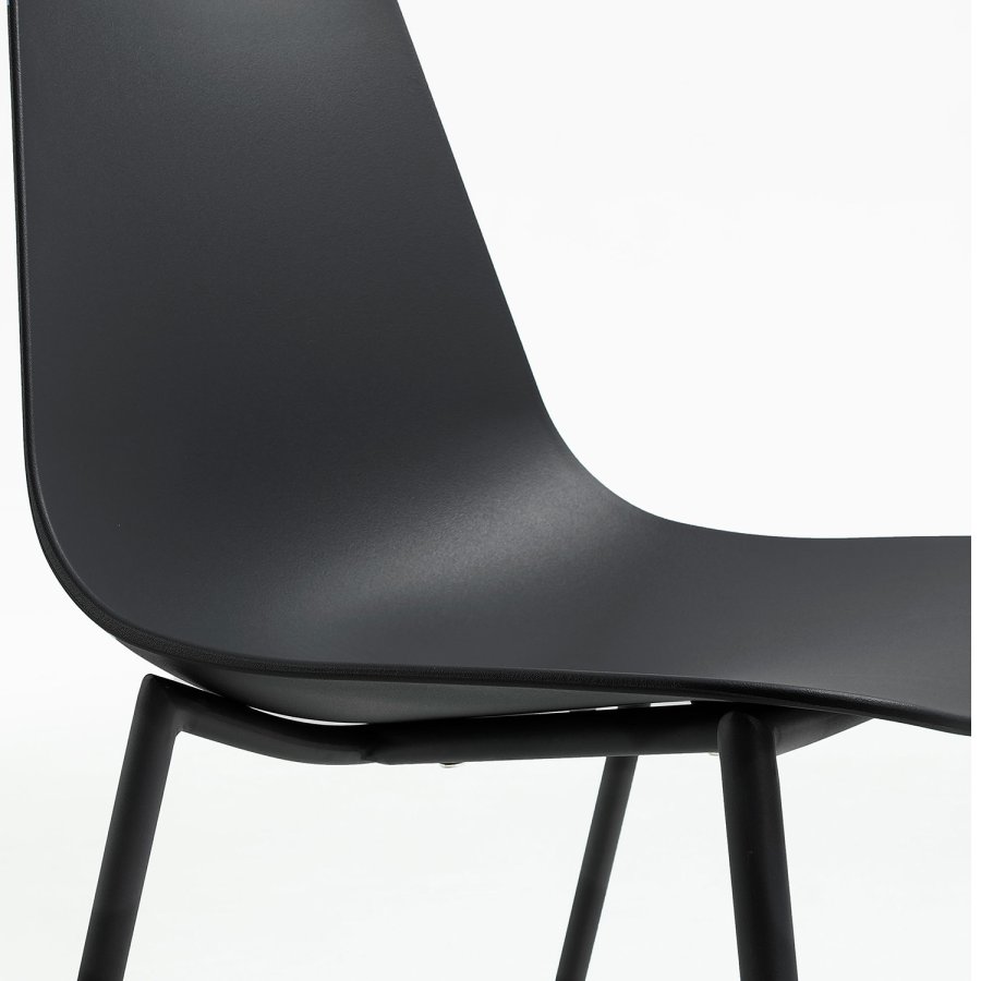 KAVE HOME Wassu spisestol - svart plast og metall