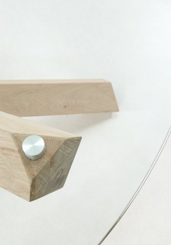 KAVE HOME Lotus rundt spisebord i glass (: 120 cm), med ben i massiv eik