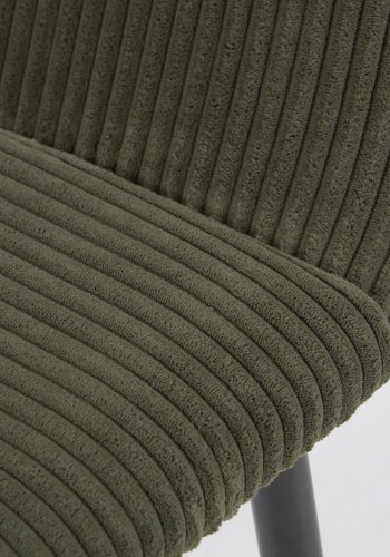 KAVE HOME Konna spisebordstol, med armlener - mrkegrnn kordflyel og sort stl