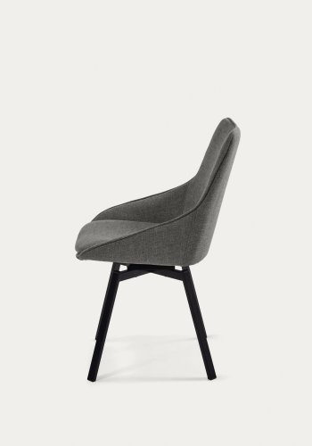 KAVE HOME Haston spisestol med armlener - mrkegrtt stoff og metall med kryssfiner