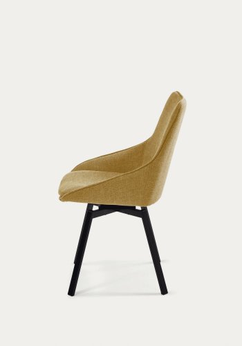 KAVE HOME Haston spisestol med armlener - sennepsgult stoff og metall med kryssfiner