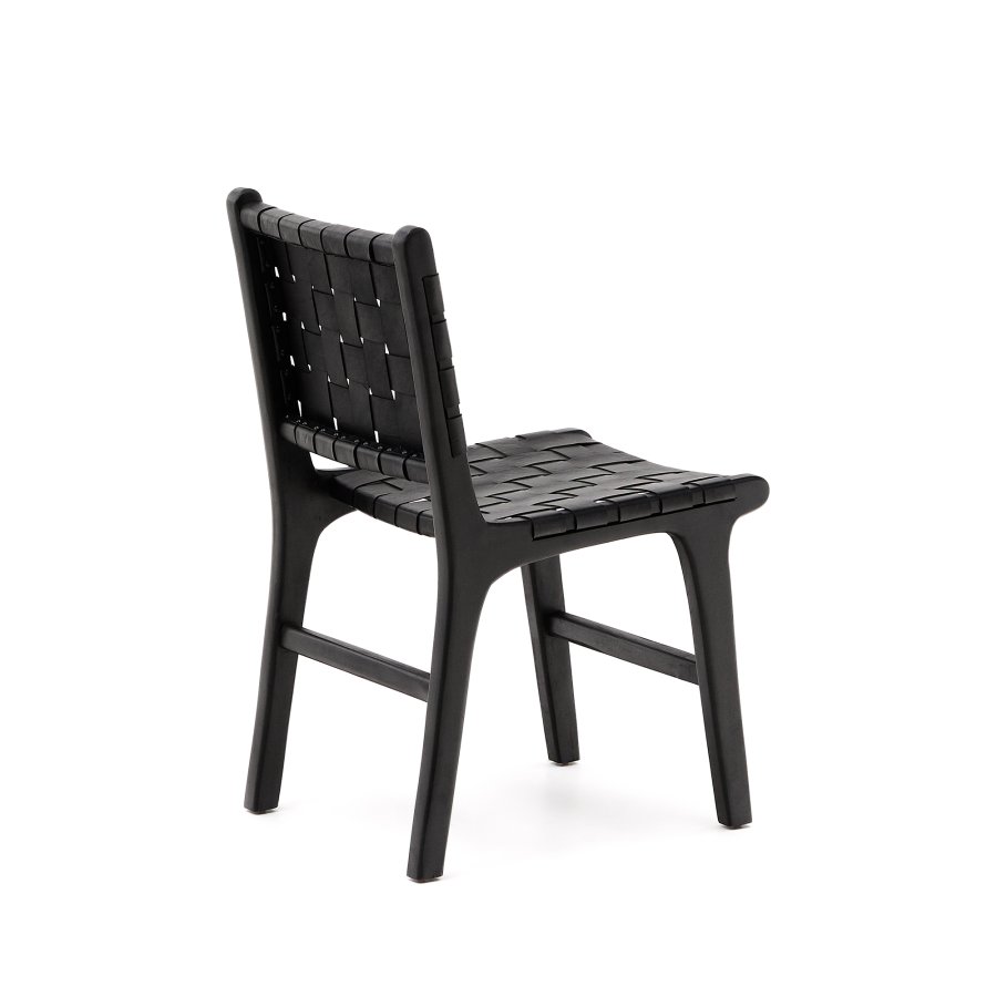 KAVE HOME Calixta-stol i skinn og heltre mahogni med svart finish