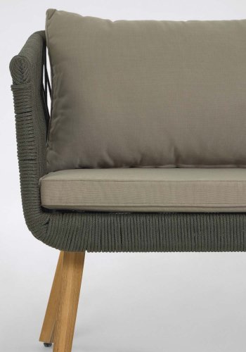 KAVE HOME Inti Gartenset, mit 2-Sitzer-Sofa und 2 Gartenstühlen, mit Kissen – grünes Seil und natürliches Akazienholz 