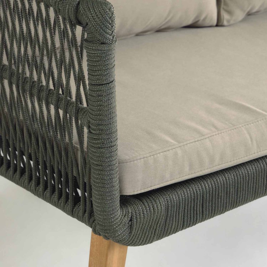 KAVE HOME Inti Gartenset, mit 2-Sitzer-Sofa und 2 Gartenstühlen, mit Kissen – grünes Seil und natürliches Akazienholz 