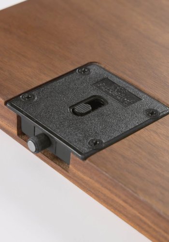 KAVE HOME Carolin skjenk, m. 2 skyvedrer og 1 skuff - brun valnttfiner og valntttre (180x83,8)