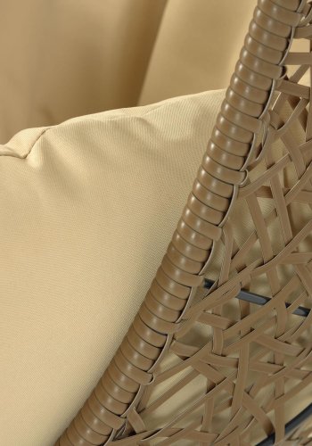 KAVE HOME Florina hengestol, med puter - polyester og brun polyrattan