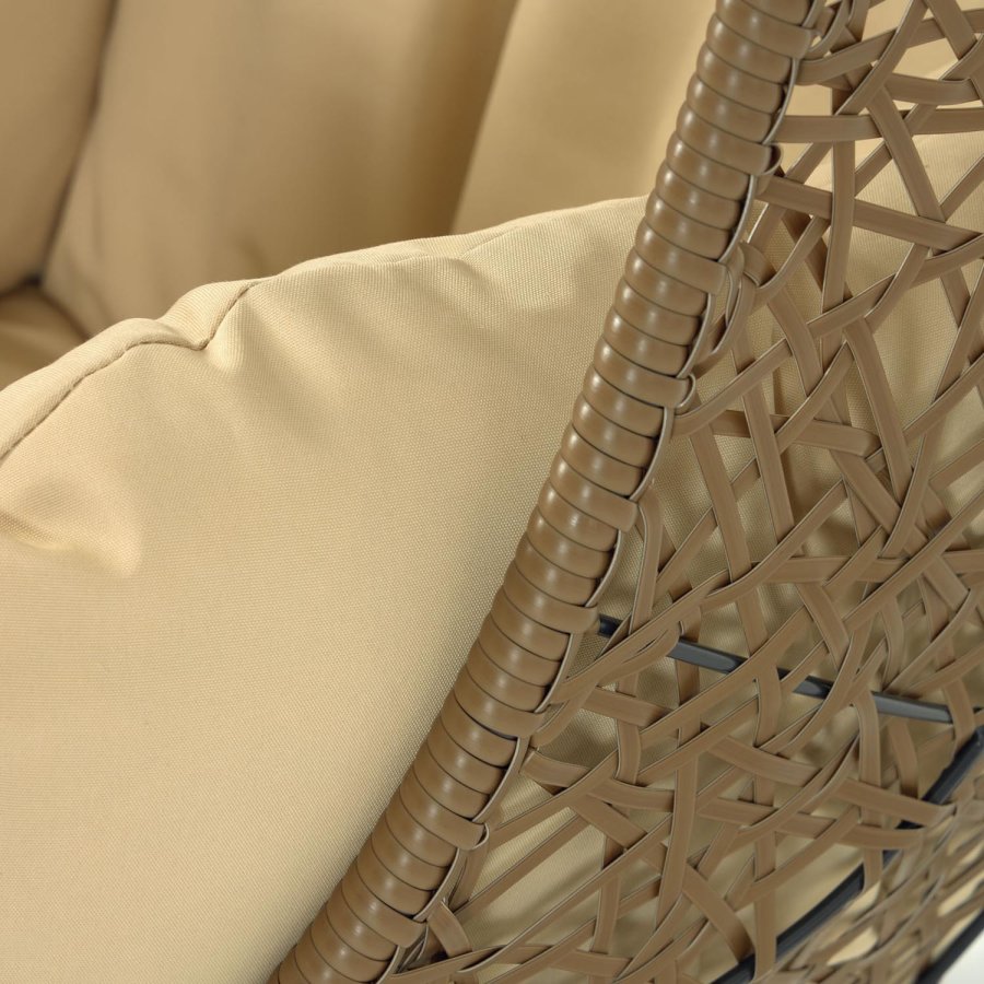 KAVE HOME Florina hengestol, med puter - polyester og brun polyrattan