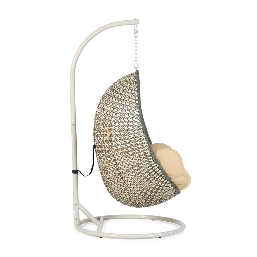 KAVE HOME Cira hengestol, med puter og stativ - polyester, flerfarget polyrattan og stl