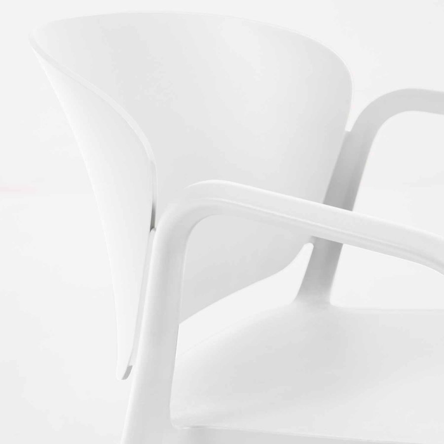 KAVE HOME Ania hagestol, med armlener - hvit polypropylen