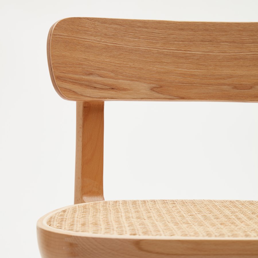 KAVE HOME Romane barkrakk, med ryggsttte og fotsttte - naturlig rotting og naturlig/svart ask finer/bk