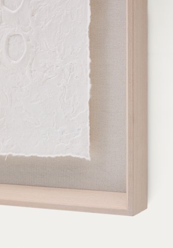 KAVE HOME Olvin abstrakt bilde p hvitt resirkulert papir med hndlagde relieffer 43,6 x 93,6 cm