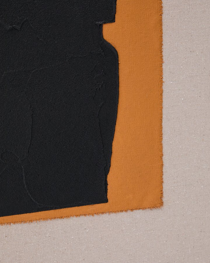 KAVE HOME Zernu hndmalt oransje og svart med abstrakt linbilde 42 x 65 cm