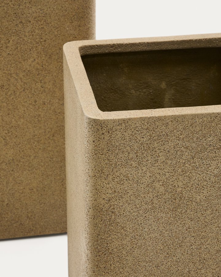 KAVE HOME Sett med 2 Minoa hye blomsterkasser med sennepssteinseffekt 44 x 44 cm