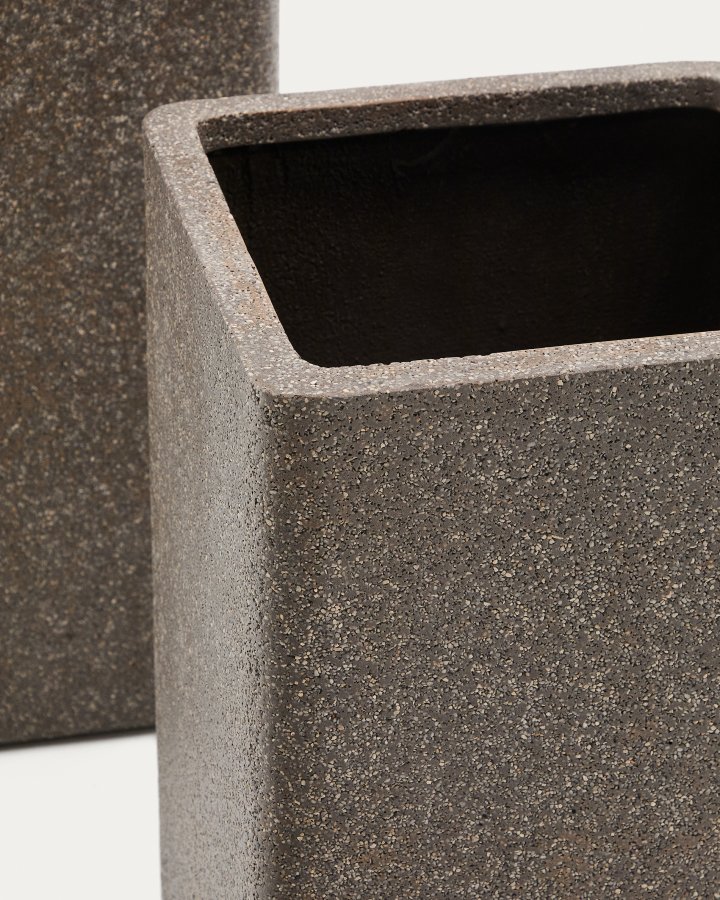 KAVE HOME Sett med 2 Minoa hye blomsterpotter med brun steineffekt 44 x 44 cm