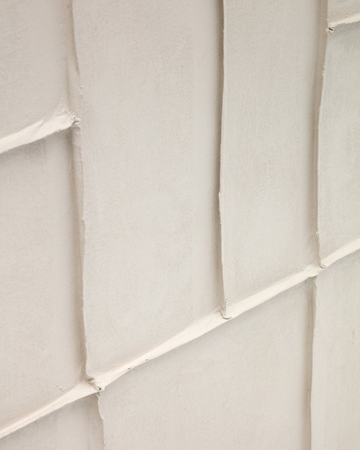 KAVE HOME Klis hvitt linbilde med geometriske former, 120 x 200 cm