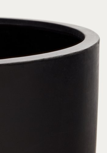 KAVE HOME Aiguablava blomsterpotte i svart sement, 62 cm