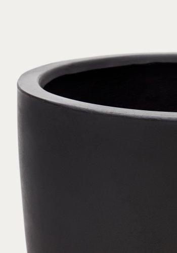 KAVE HOME Aiguablava blomsterpotte i svart sement, 56 cm
