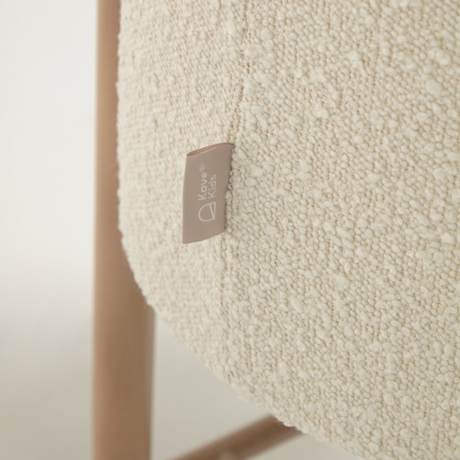 KAVE HOME Adara hvit fleece mosekurv med massiv bk ben 69 x 46 cm