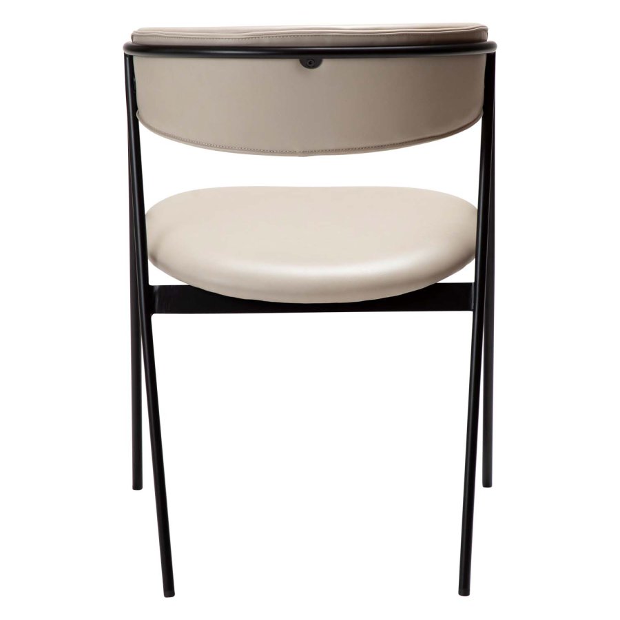 DAN-FORM Swell Esszimmerstuhl - Kaschmir-Kunstleder und schwarzer Stahl