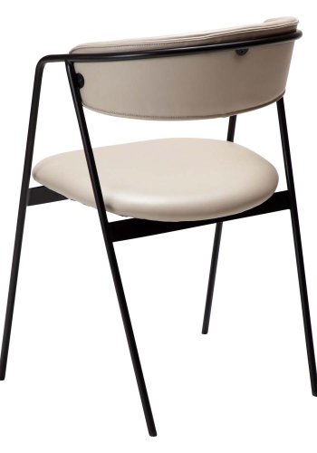 DAN-FORM Swell Esszimmerstuhl - Kaschmir-Kunstleder und schwarzer Stahl