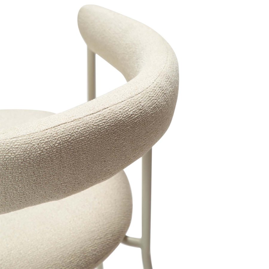 DAN-FORM Plenti lenestol - off-white bouclé-stoff og off-white stl