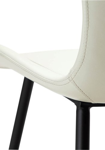DAN-FORM Medusa spisebordstol - beinhvitt kunstskinn og sort stl