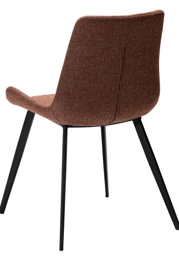 DAN-FORM Hype spisebordstol - rdt boucléstoff og sort stl