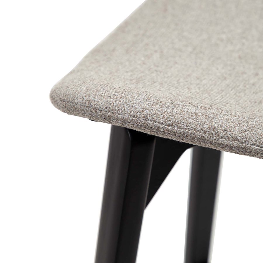 DAN-FORM Paragon barkrakk, med ryggsttte og fotsttte - brunt boucléstoff og svart asketre