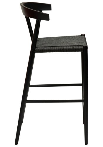 DAN-FORM Sava Thekenstuhl, mit Rückenlehne und Fußstütze – schwarze Papierkordel und schwarzer Stahl