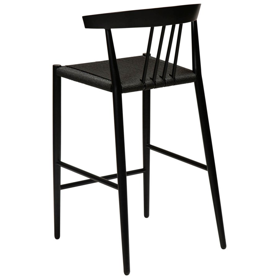 DAN-FORM Sava Thekenstuhl, mit Rückenlehne und Fußstütze – schwarze Papierkordel und schwarzer Stahl