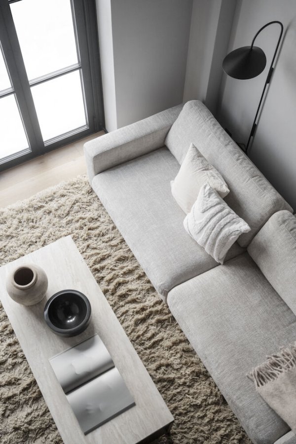 ROWICO Orwel sofabord, m. hylde - beige travertin og brun eg (140x60)