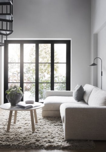 ROWICO Taransay salongbord, rundt - beige travertin og hvitkalket eik (90)