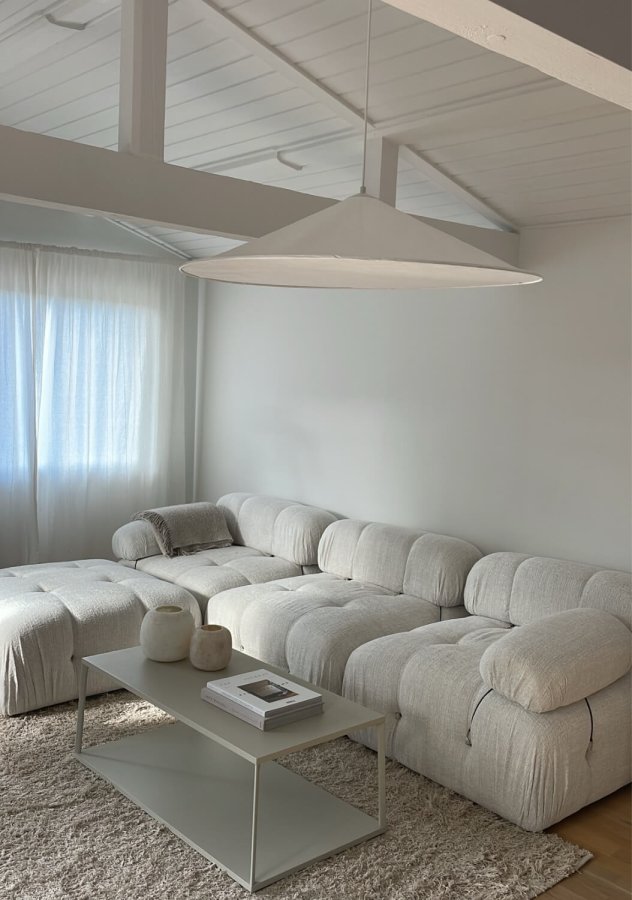 NORDV�RK Bubble L1-O1-1R-PUF hj�rnesofa - creme bouclette polyester og mat sort plast