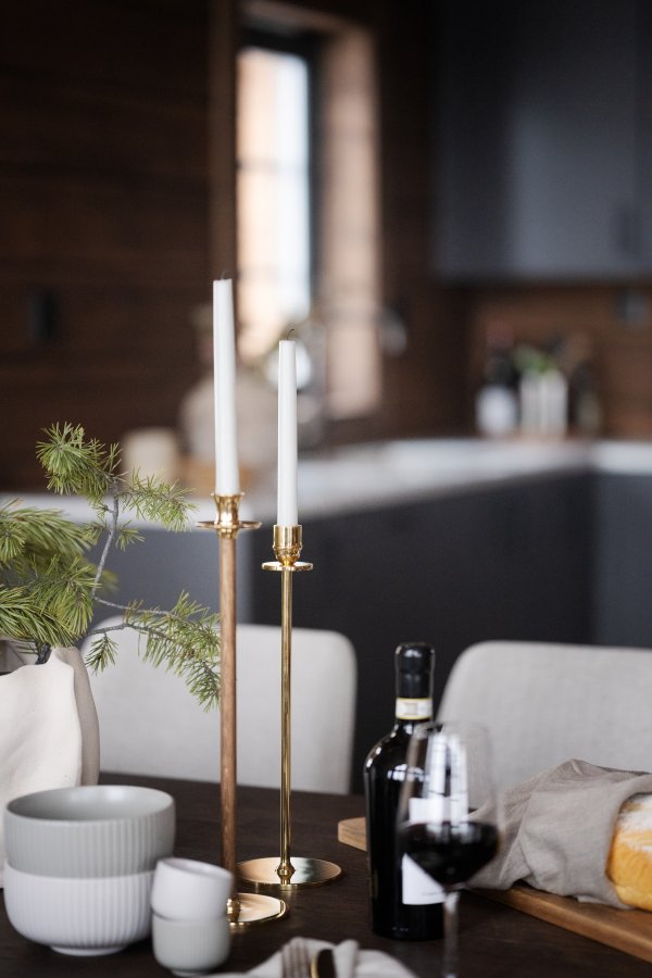 ROWICO Emmett spisebord, rektangulrt - brun eik (240x95)