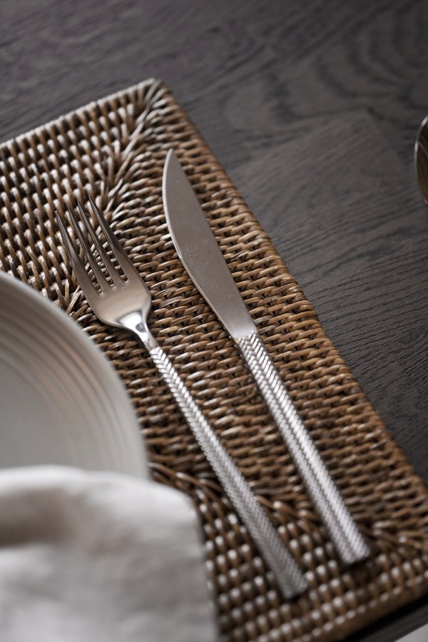 ROWICO Emmett spisebord, rektangulrt - brun eik (240x95)