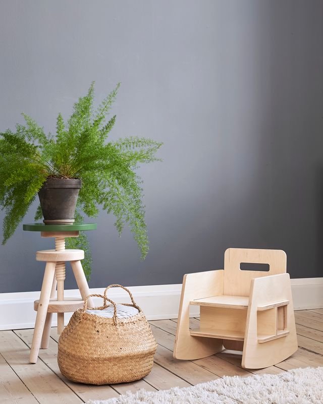  Manis-H Flip Tilt-stol - H�jd: 44 cm Djup: 43 cm Sittdjup: 25,5 cm.