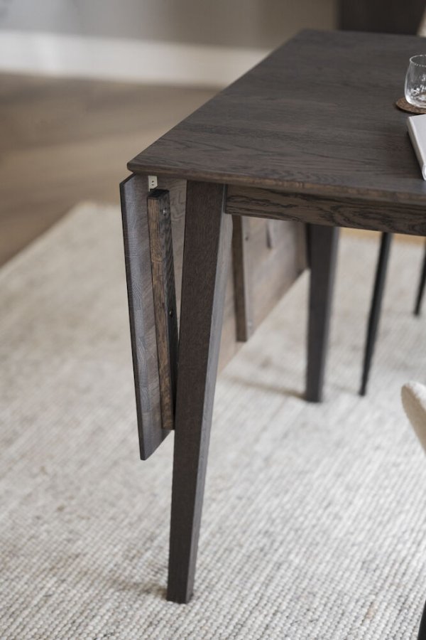 ROWICO Filippa klapbord, kvadratisk - mrkebrun eg (120(+45)x80)